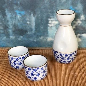 Traditional Style Blue Flowers Ceramic Sake Set with Carafe & 2 Cups